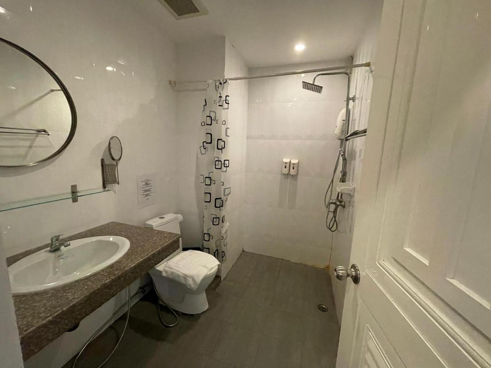 Lenny'S Koh Samui Otel Chaweng Plajı Dış mekan fotoğraf